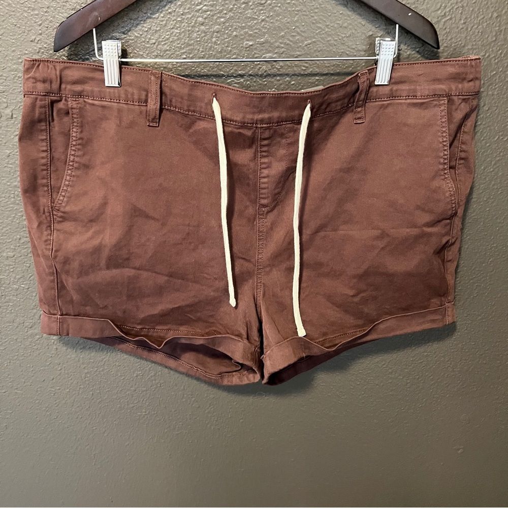 Torrid 3.5 Inch Pull-On Weekend Stretch Twill Short 3X - Picture 4 of 11